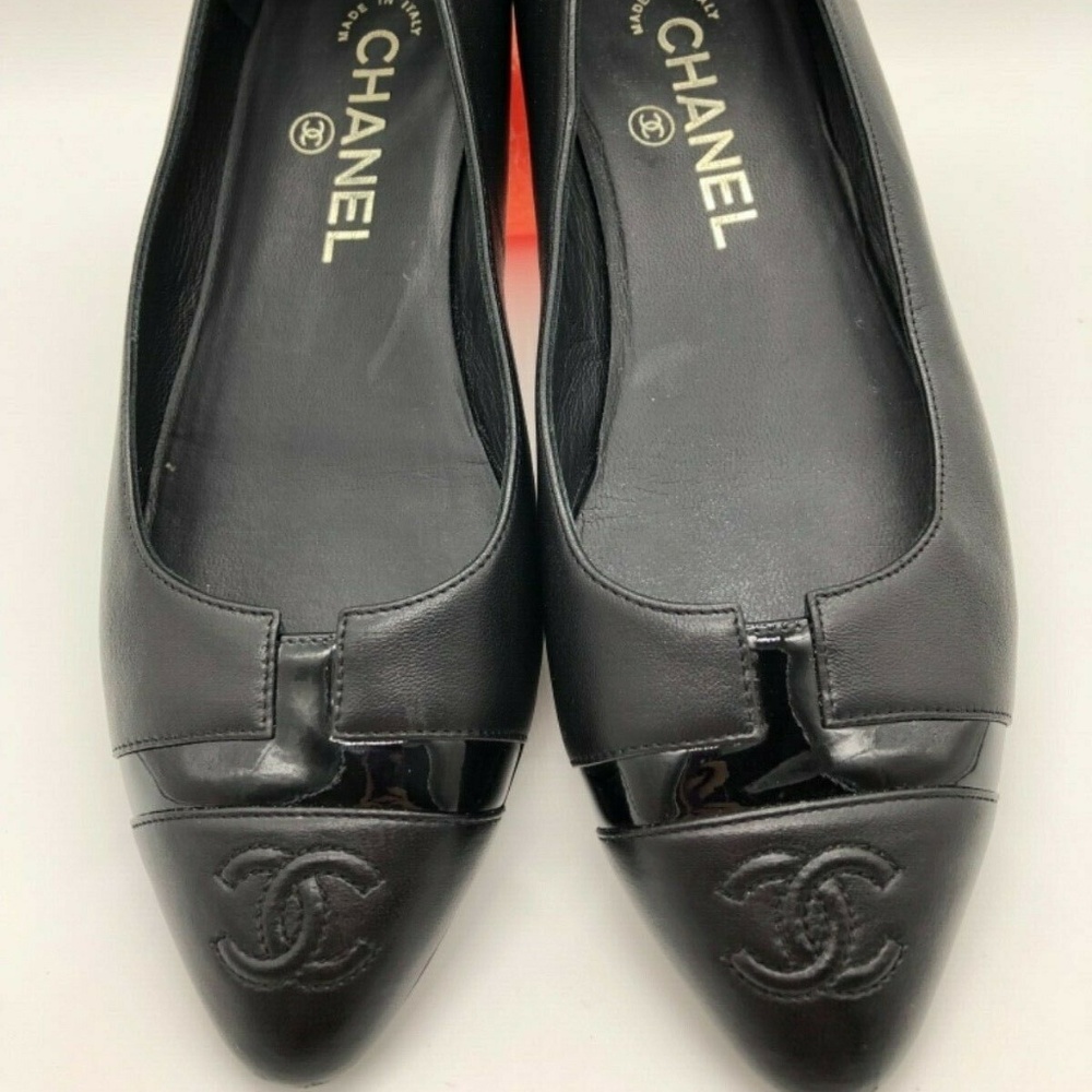 Chanel Patent T Cap Pointy Toe Flat Dress Shoes 36